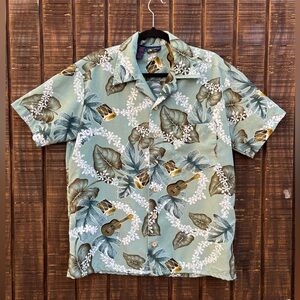 Roundy Bay Hawaiian Button Up Shirt